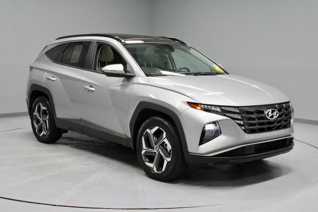 Used 2024 Hyundai Tucson SEL AWD/4WD image 1