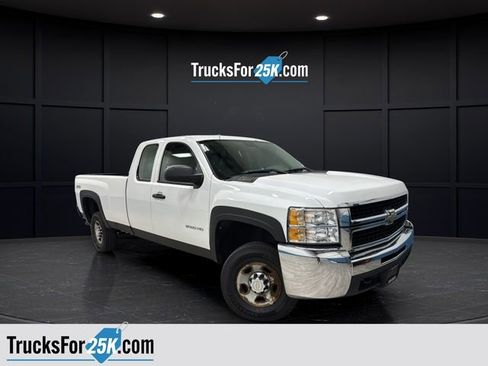 Used 2010 Chevrolet Silverado 2500 W/T image 1