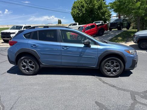 Used 2021 Subaru Crosstrek 2.5i Sport w/ Moonroof Package AWD/4WD image 2