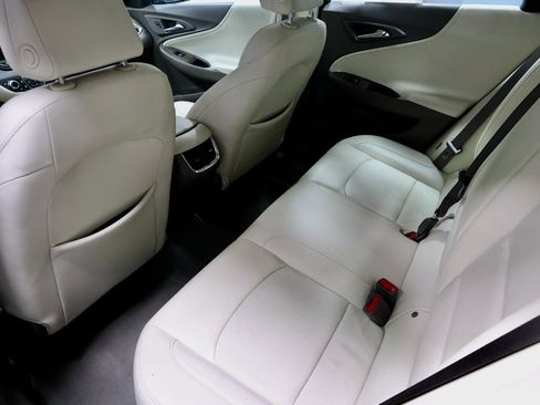 Used 2024 Chevrolet Malibu LT image 20