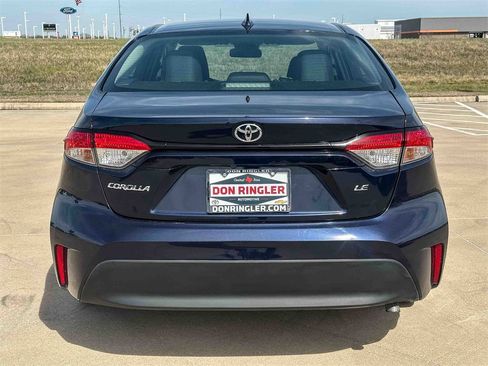 Used 2024 Toyota Corolla LE image 4