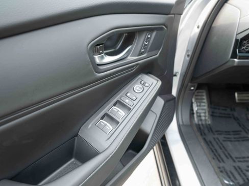 Used 2025 Honda Accord Sport image 7
