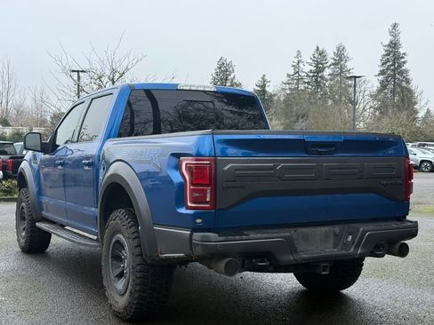 Used 2018 Ford F150 Raptor w/ Equipment Group 802A Luxury image 3