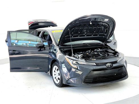 Certified 2024 Toyota Corolla LE image 9