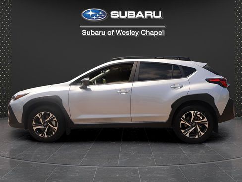 Used 2024 Subaru Crosstrek 2.0i Premium AWD/4WD image 5
