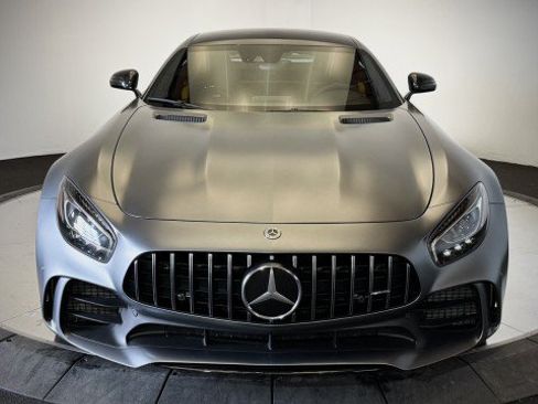 Used 2019 Mercedes-Benz AMG GT R image 18