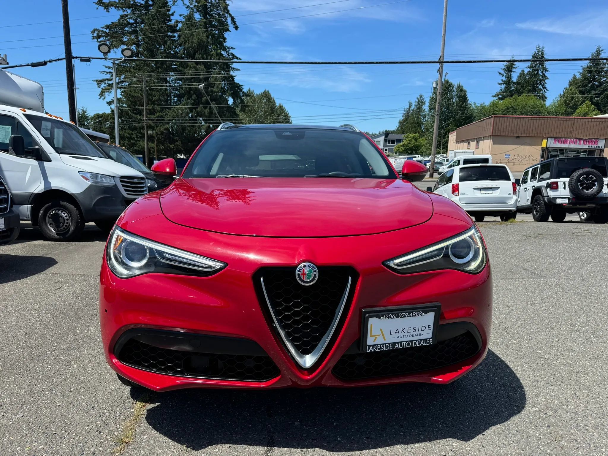 Used 2019 Alfa Romeo Stelvio RWD image 2