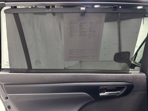 Used 2025 Toyota Highlander XSE image 46