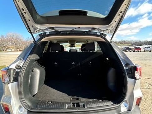 Used 2020 Ford Escape SE image 26