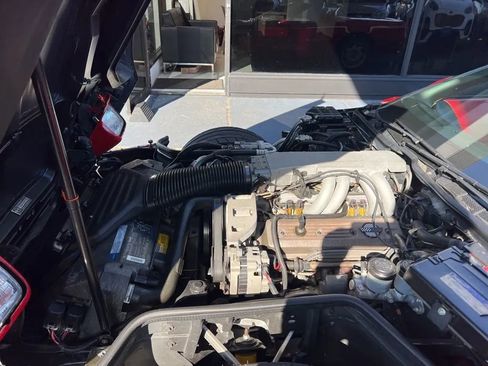 Used 1991 Chevrolet Corvette Convertible image 34