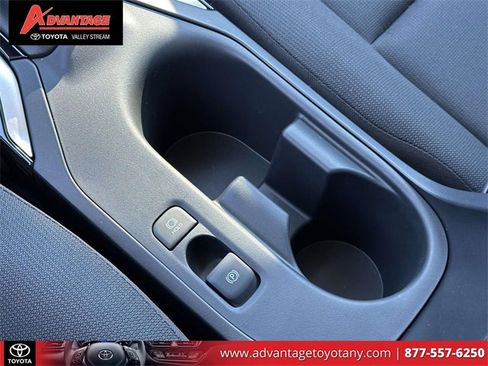 Used 2025 Toyota Corolla LE image 35