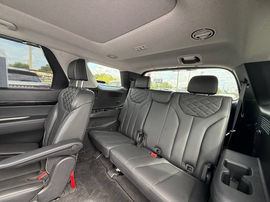 Used 2022 Hyundai Palisade Limited FWD image 10