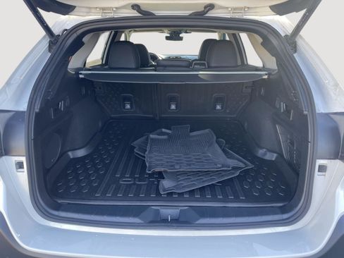 Used 2023 Subaru Outback Touring XT image 15
