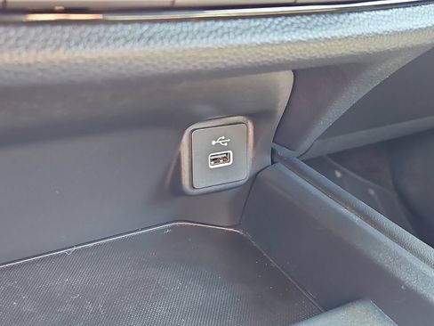 Certified 2025 Honda HR-V Sport image 17