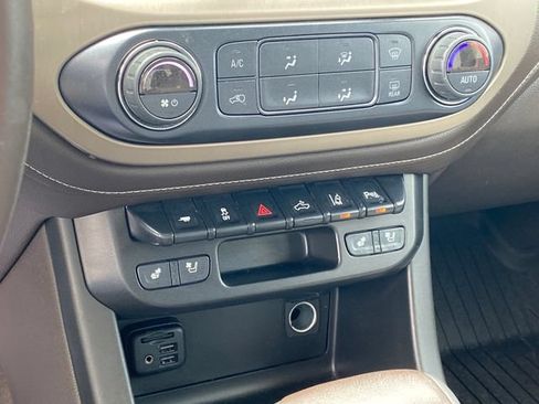 Used 2021 GMC Canyon Denali AWD/4WD image 13