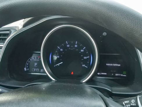 Used 2019 Honda Fit EX image 22