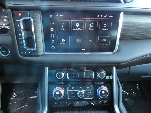 Used 2024 GMC Yukon XL Denali AWD/4WD image 21