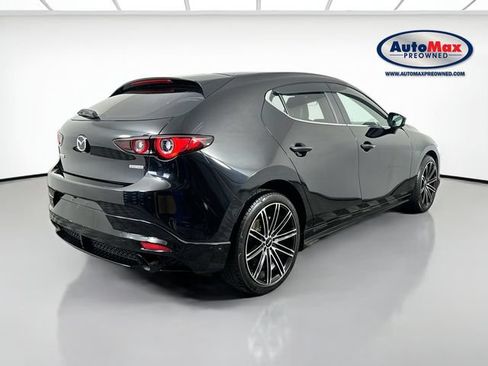 Used 2024 MAZDA MAZDA3 s FWD image 2