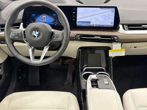 New 2026 BMW X1 xDrive28i w/ Technology Package AWD/4WD image 22