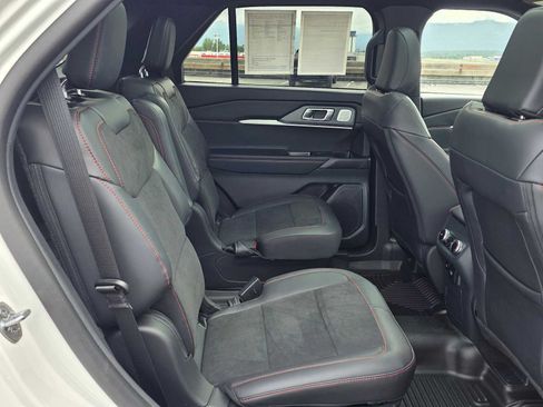 Used 2026 Ford Explorer ST w/ Sun And Sound Package AWD/4WD image 12
