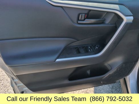 Certified 2025 Toyota RAV4 LE AWD/4WD image 11