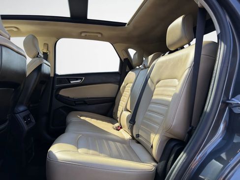 Used 2019 Ford Edge SEL w/ Equipment Group 201A image 20