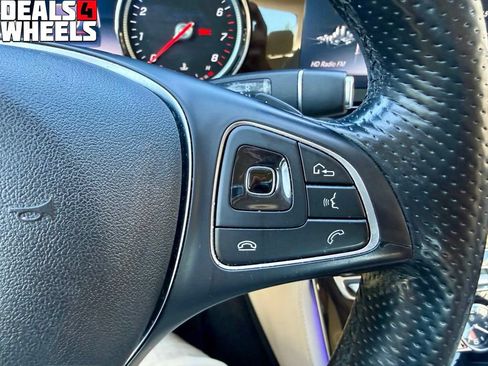 Used 2017 Mercedes-Benz E 300 4MATIC image 25