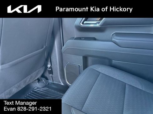 Used 2023 Chevrolet Silverado 1500 LT AWD/4WD image 16
