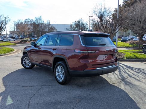 Used 2024 Jeep Grand Cherokee L Laredo w/ Trailer Tow Package image 7