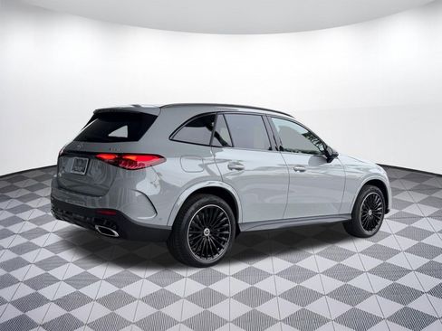 New 2026 Mercedes-Benz GLC 350e GLC 350e image 9