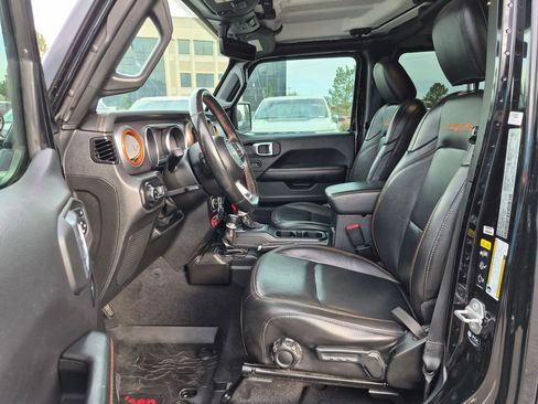 Used 2021 Jeep Gladiator Mojave AWD/4WD image 17