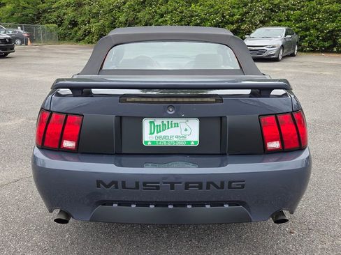 Used 2001 Ford Mustang GT RWD image 8