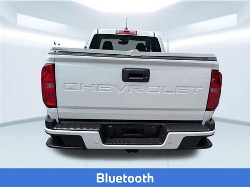 Used 2022 Chevrolet Colorado LT w/ Fleet Safety Package AWD/4WD image 4