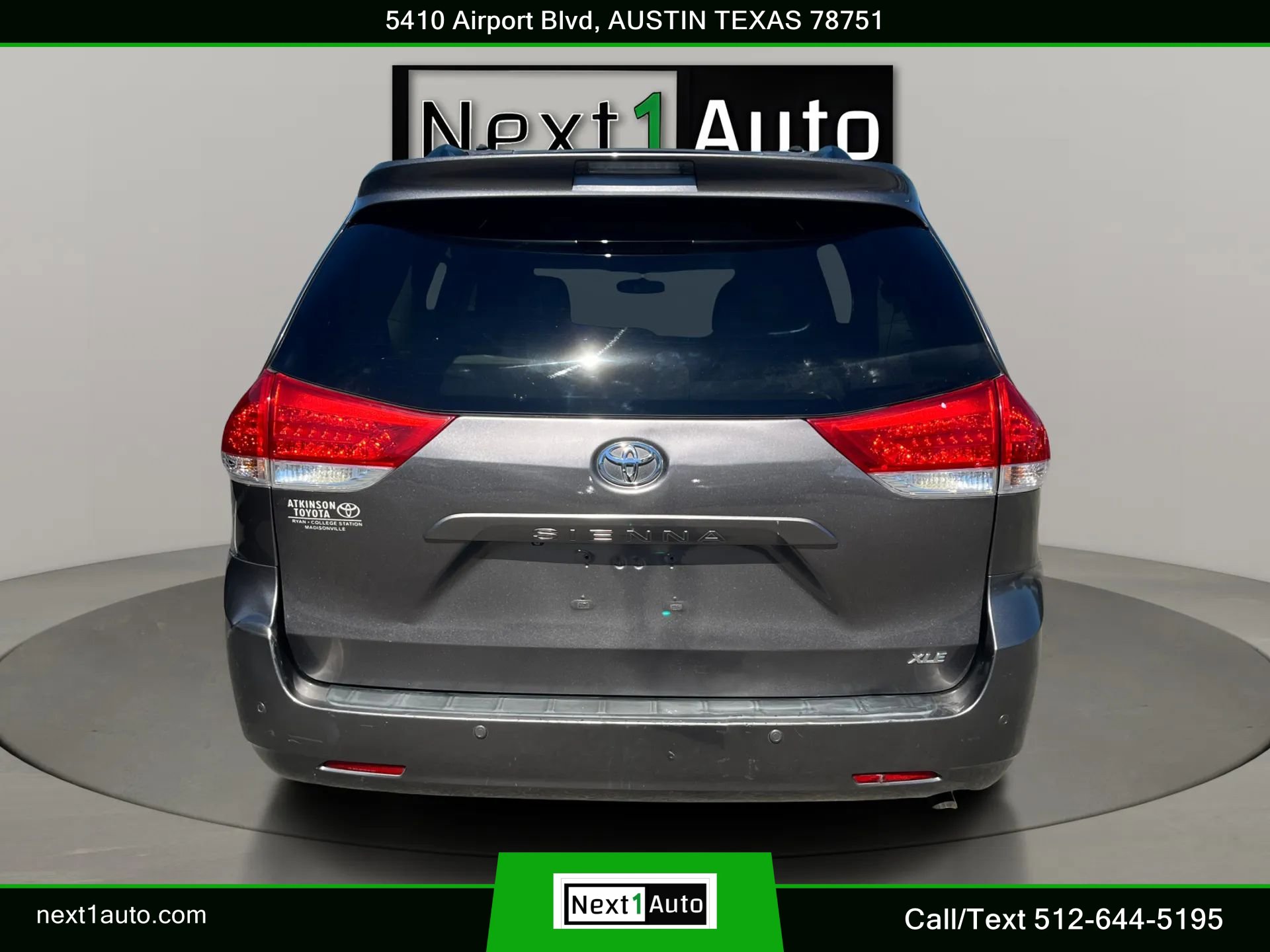 Used 2014 Toyota Sienna XLE w/ Entertainment Package FWD image 17