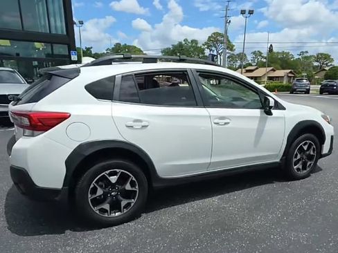 Used 2020 Subaru Crosstrek 2.0i Premium w/ Moonroof Package 1 AWD/4WD image 15
