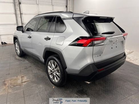 Used 2024 Toyota RAV4 XLE Premium FWD image 5