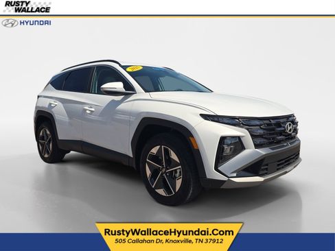 Certified 2025 Hyundai Tucson SEL AWD/4WD image 1