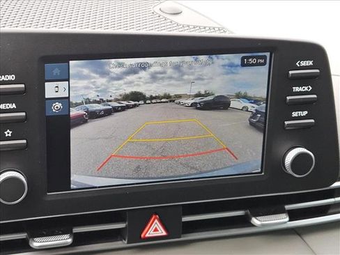 New 2026 Hyundai Elantra SE image 15