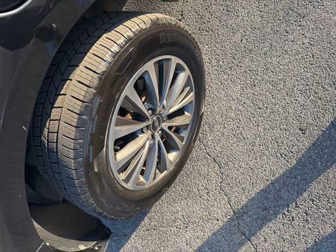 Used 2016 Lincoln Navigator Select image 9