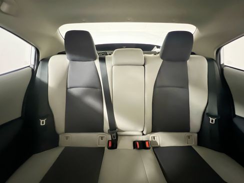 Used 2023 Toyota Corolla LE FWD image 31