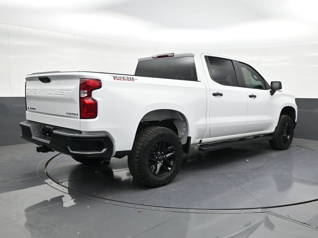 Used 2024 Chevrolet Silverado 1500 Custom Trail Boss AWD/4WD image 5