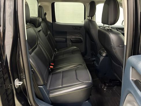 Used 2025 Ford Maverick Lobo AWD/4WD image 36
