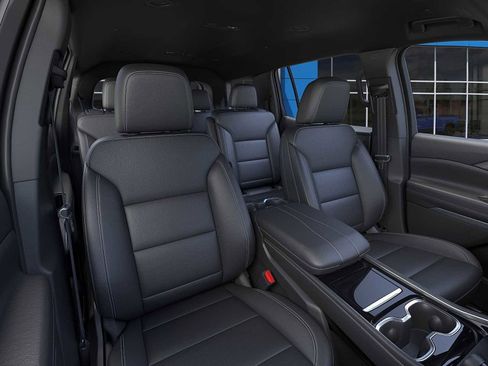 New 2026 Chevrolet Traverse LT w/ Driver Confidence Package image 16