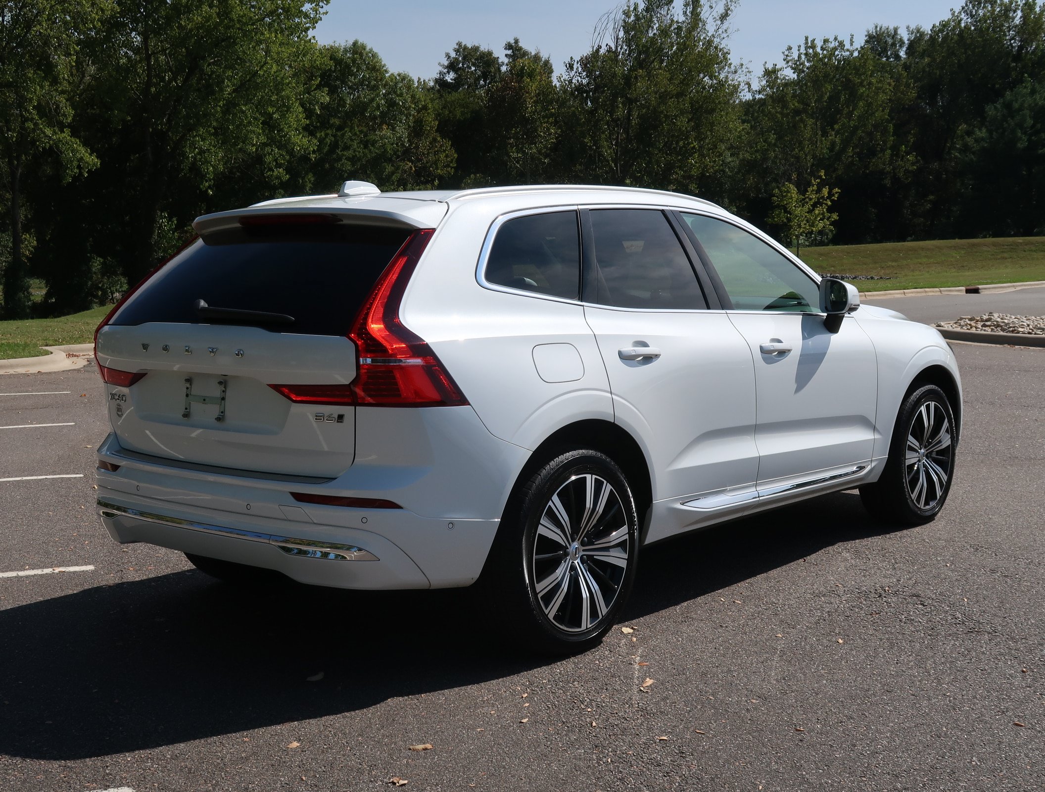 Used 2022 Volvo XC60 B6 Inscription w/ Advanced Package AWD/4WD image 8