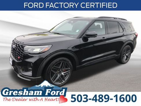 Used 2025 Ford Explorer ST image 1