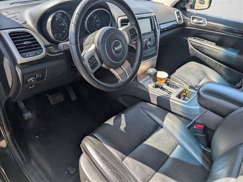 Used 2013 Jeep Grand Cherokee Laredo AWD/4WD image 9