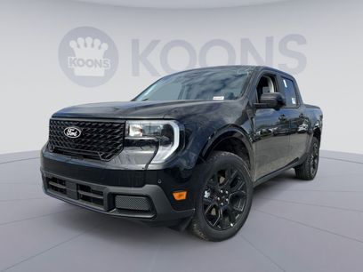 New 2025 Ford Maverick Lariat w/ Black Appearance Package