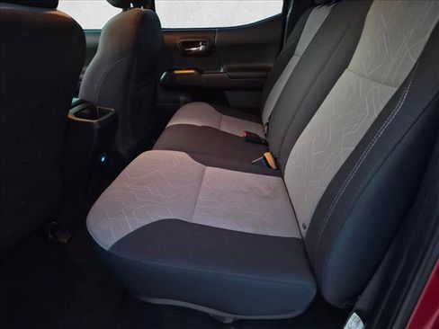 Used 2020 Toyota Tacoma TRD Sport RWD image 15