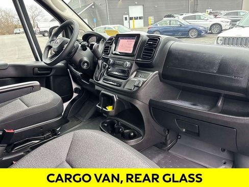 Used 2025 RAM ProMaster 2500 w/ U-Haul Equipment Group FWD image 12