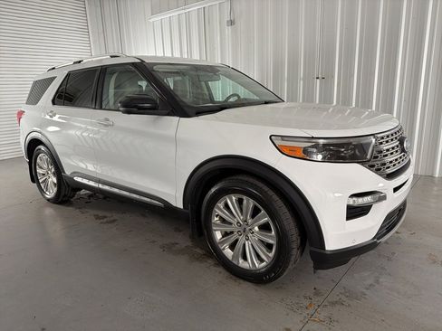 Used 2020 Ford Explorer Limited image 1